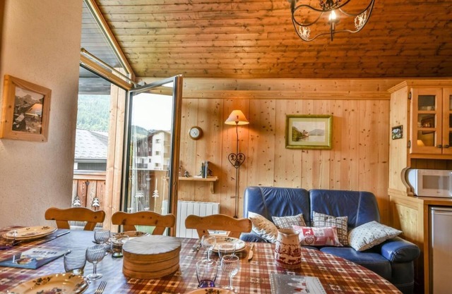 3.o piso, balcón, parking, tv, local para esquís, 43m², Les Gets