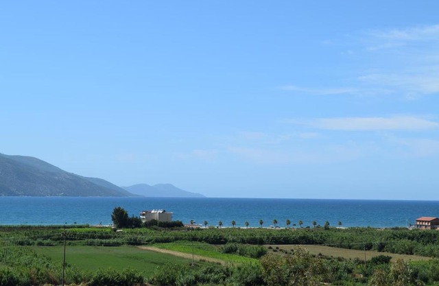 360 Degree Sea & Mountain Panorama View Apartments with Grand Terrace