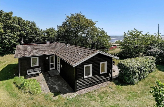 3663 Nexø - Strandvolden 3