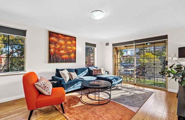 3BDR + Sauna + Pool + Parking