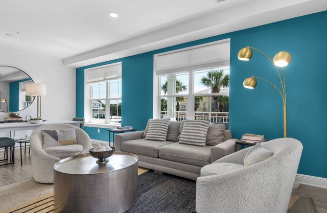 3BR | 30A Gulf Place: 3 Pools, Tennis + Free Tix: Dolphin Cruise & More!