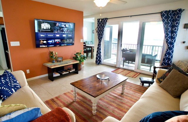 3br w/ Gorgeous Pearl Harbor View- 30 days minimum
