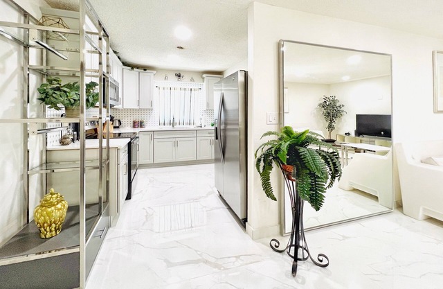 Apartamento, 3 hab, Las Vegas, Strip, LVCC, estratosfera, VENTA, libro, elegante, mejor, 4A