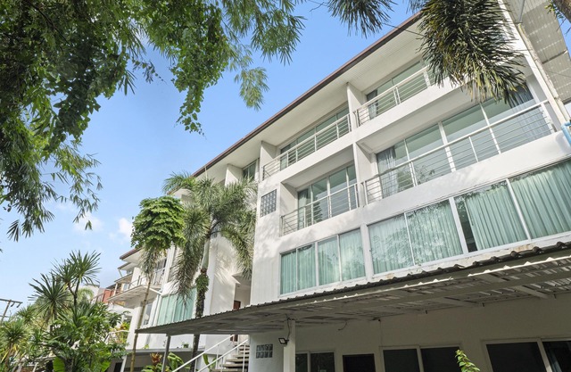Villa de 5 dormitorios / baños para 14 personas, piscina privada, a 15 minutos de Patong