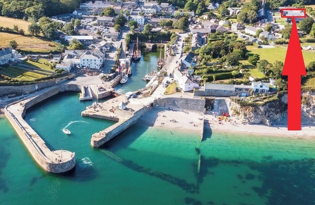 Alojamiento de 4 habitaciones en Charlestown and Duporth