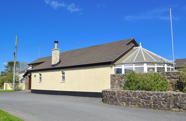 Alojamiento de 4 habitaciones en Kilgetty, Dyfed