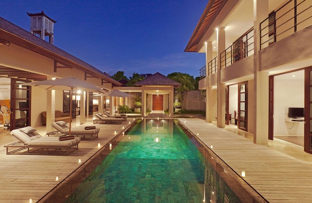 Villa de lujo con piscina privada de 4 dormitorios en Jimbaran