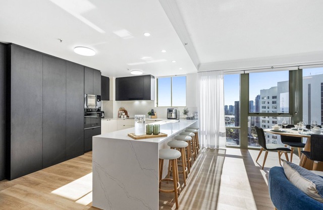 4 Bedroom Ocean View Unit at Sun City - Q Stay