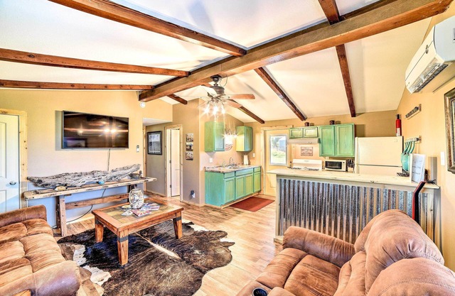 ¡NUEVO! Rockport House w / Deck + Grill - Conduzca a la playa