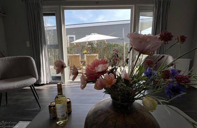 4-person holiday chalet at family camping in Oostkapelle at 1500 meters from the beach