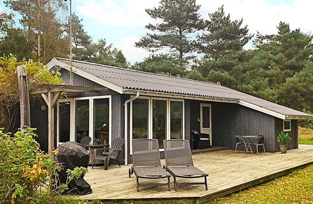 4 personas casa en Aakirkeby-By Traum