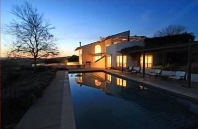 40 Acres 5000 Cuadrado pie, $ 975 / nt 10-14 Plazas piscina, Viña, Vistas!
