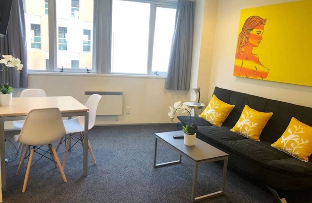 401/138 Anzac Av · Auckland City Apt Wi-fi & possible carpark