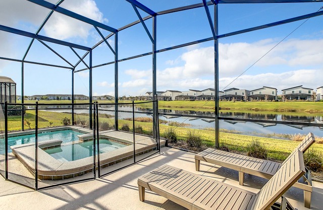 Nueva casa de 5 habitaciones a solo 10 minutos de Disney World