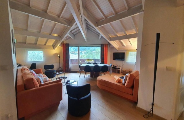 4.o piso, vista estación, chimenea o estufa a leña, tv, 120m², Serre Chevalier