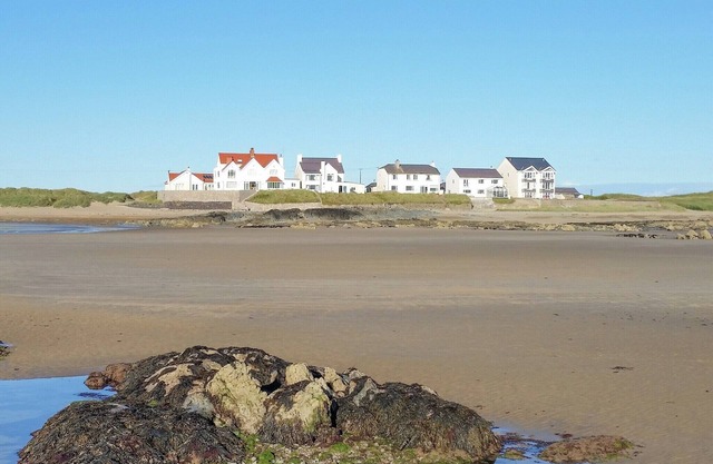 Alojamiento de 5 habitaciones en Rhosneigr