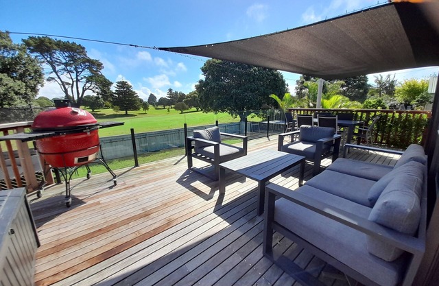 Gran casa con vistas al campo de golf Mount Maunganui