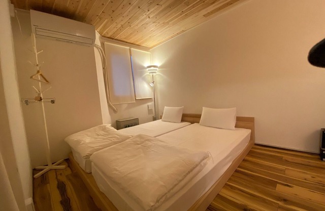 5 minutes walk to Tenjin Room for 2 people right / Fukuoka Fukuoka