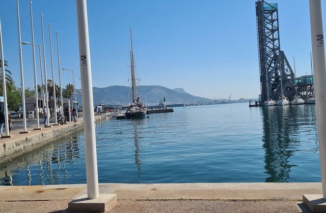 Apartment 5 pers ground floor terrace, sea on foot, secure residence