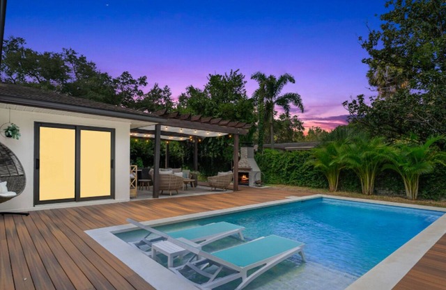 Luxury Executive Home! Heated Pool and more!