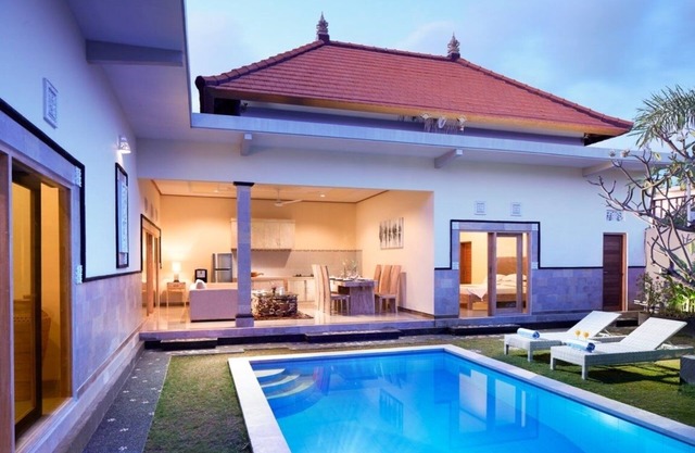 500m a Potato Head, 3BR Villa 3 Seminyak