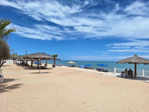 #55 Suite Bungalow Seaside Hotel & Victors RV Park