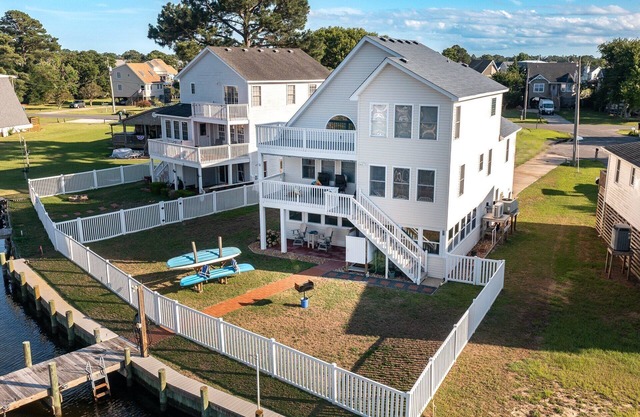 5536 Compass Cay * Canalfront