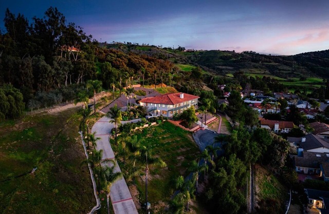 3-Acres Estate, 3000 sqft, near Winery in Fallbrook