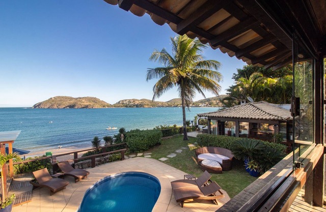 Villa de 5 Habitaciones Frente al Mar – Ideal para Familias y Grupos