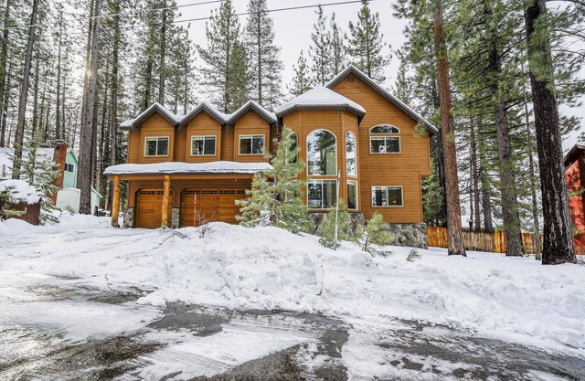 6 BR Lux Blackfoot Lodge - Mesa de billar, bañera de hidromasaje y bañera de hidromasaje
