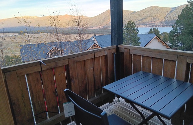 6-person chalet 200 meters from the slopes and view of Lake Matemale