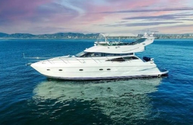 60' NEPTUNUS / DOUBLE DOWNSoothing yacht in Los Angeles