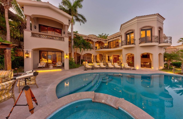 6BR Luxury Home in Del Mar