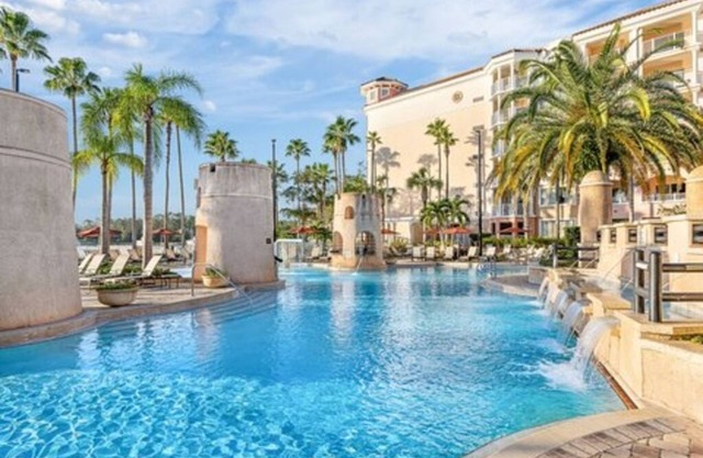 7 day getaway in sunny Orlando, FL at the Marriott Grande Vista Resort!