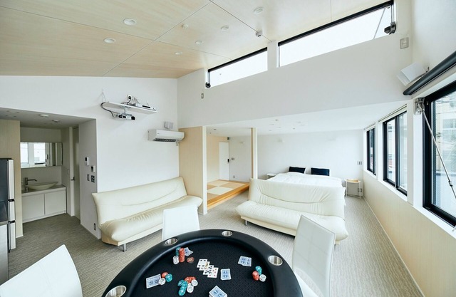 75Terrace included MUSASHI Condo Shinjuku3F Balcony Suite / Shinjuku-ku Tokyo