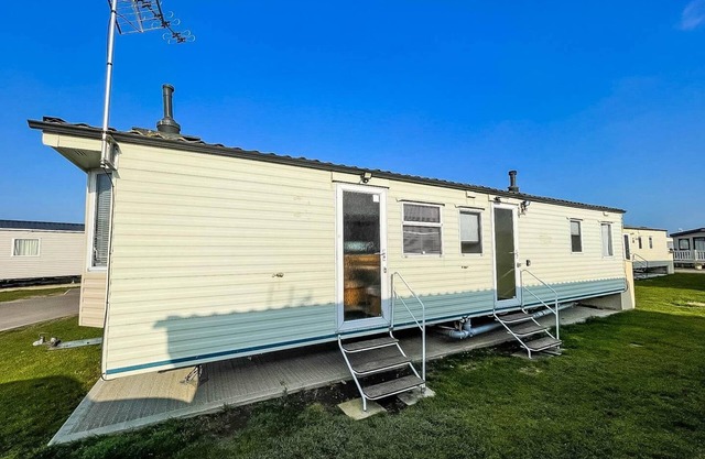 Alquiler de caravana de 8 literas en Martello caravan park cerca de Clacton on Sea 29012HV