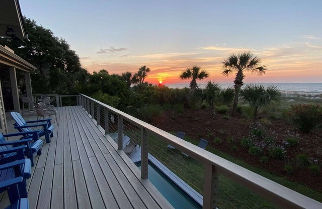 End of Season Special! Book as Few as 3 nights from Sep 1- Sept 17. Direct Oceanfront Palmetto Dunes Home! Hurry Before Special is Gone!