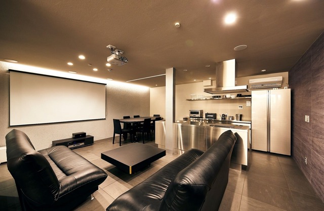 93 including terrace MUSASHI Condo Shinjuku 1F Dining Suite / Shinjuku-ku Tokyo