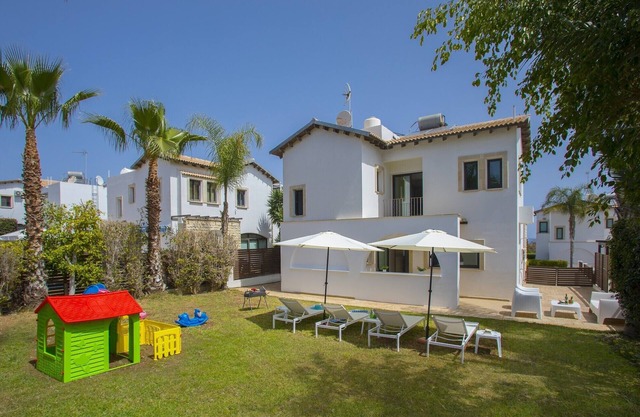 Villa de 3 dormitorios en Cape Greko