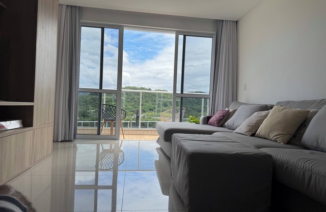 Apartment with private pool in Balneário Camboriú, excellent location!!