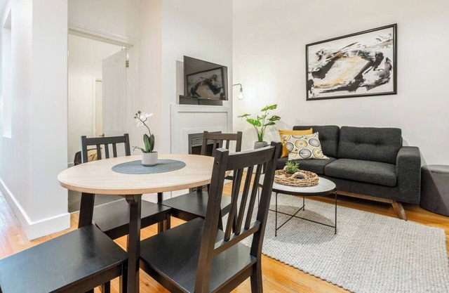 A Carlton Classic Quaint Inner City Getaway