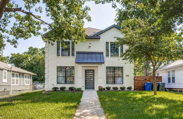 A Century Modern Luxurious Home Minutes from White Rock Lake & A Huge Backyard!