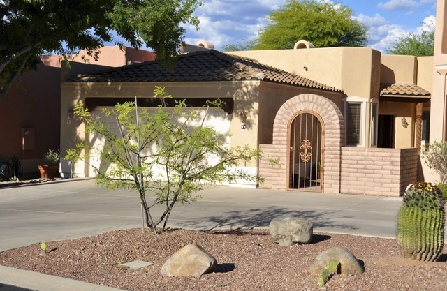 A pocos minutos a pie de las tiendas / galerías / restaurantes de Tubac
