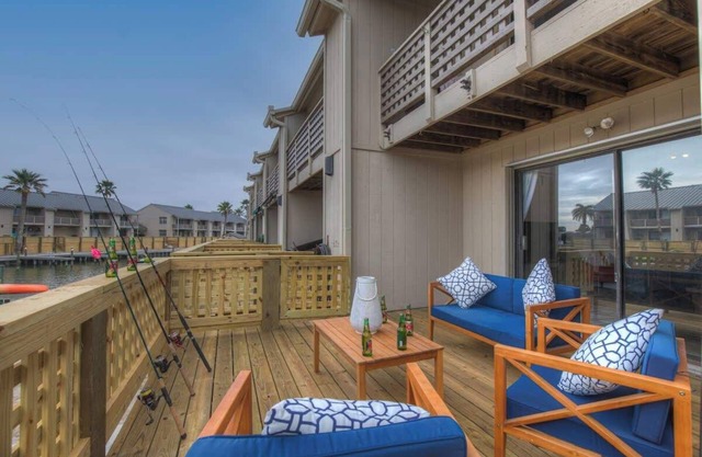 Fisherman’s Friend! - Coastal Condo - Views Await!