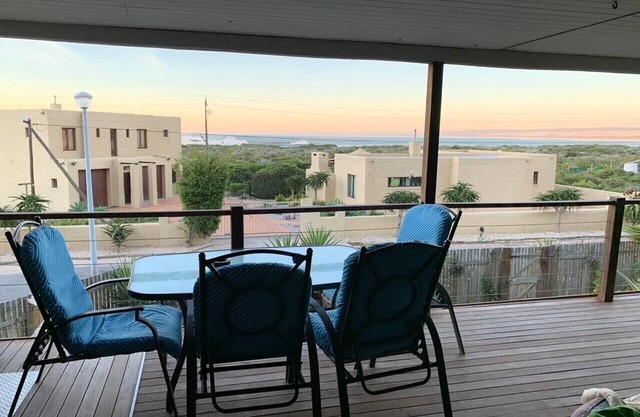 A Little Piece of Heaven describe mejor nuestra casa en Elands Bay :)