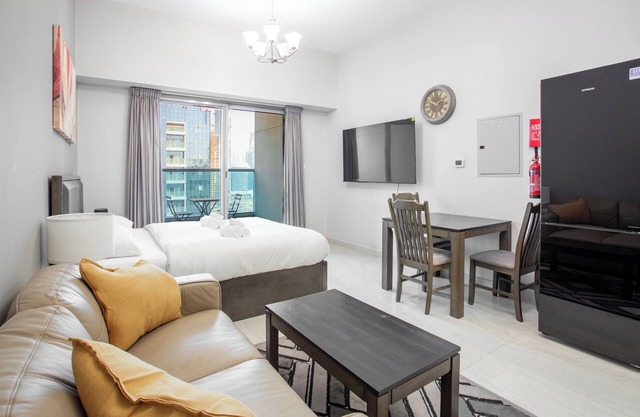 A luxurious and cozy studio with all amenities for the awaiting stylish guests