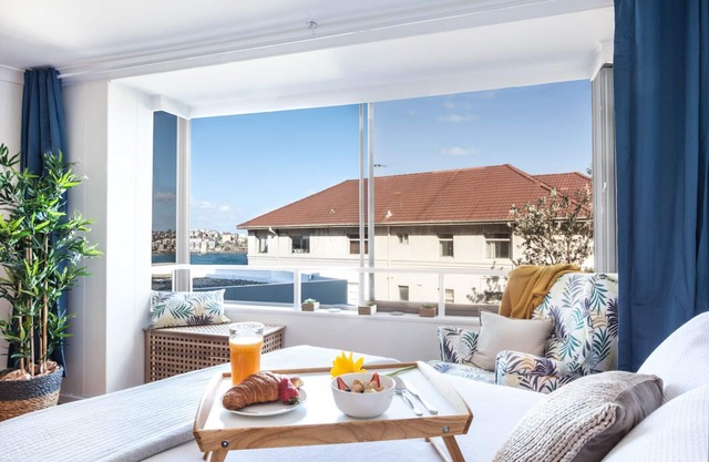 Gran estudio Bondi Beach con vista al mar