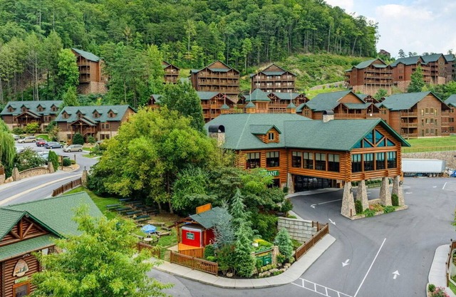 A Perfect Fall Family Getaway/ October 20-27, 2024