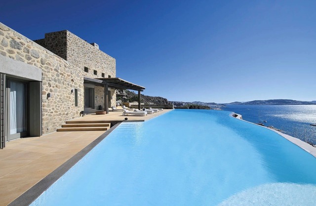 A Premier Luxury Retreat in Mykonos!