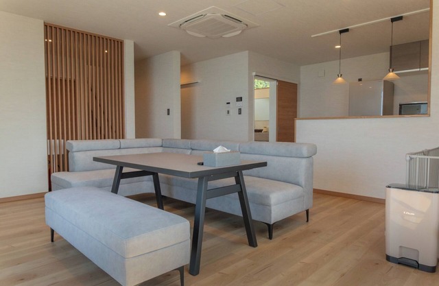 A private dog run of approximately 330m2 overlooki / Awaji Hyōgo